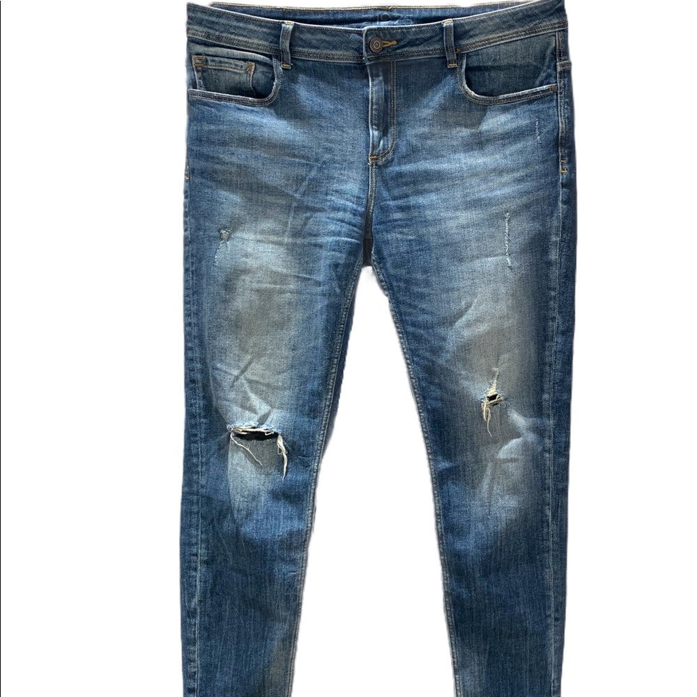 Zara Z1975 Jeans knee rips